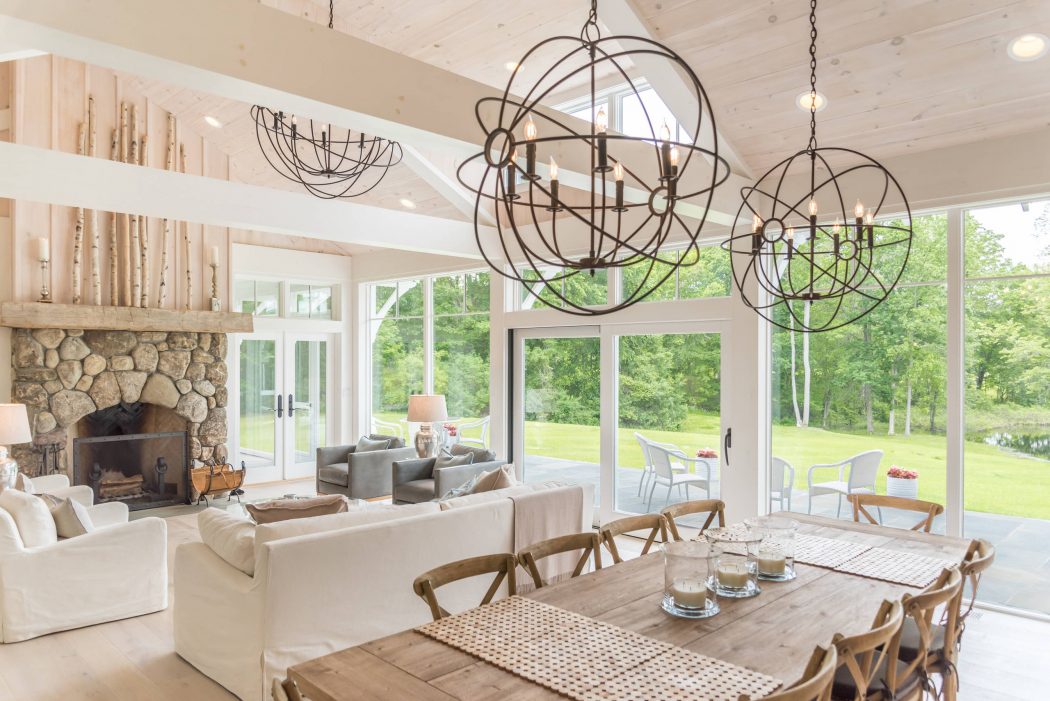 StagedforUpsell's tweet photo. *Warning* Home envy alert.....LOOK at this beautiful space.. https://t.co/TO0NzHRvRb