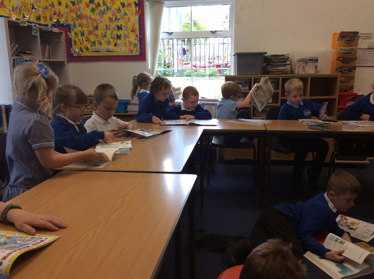 uplands_school's tweet photo. The library has been refreshed with new displays and, as you can see, the children are enjoying visiting to share books together. #aspiring https://t.co/beKcGWalEt