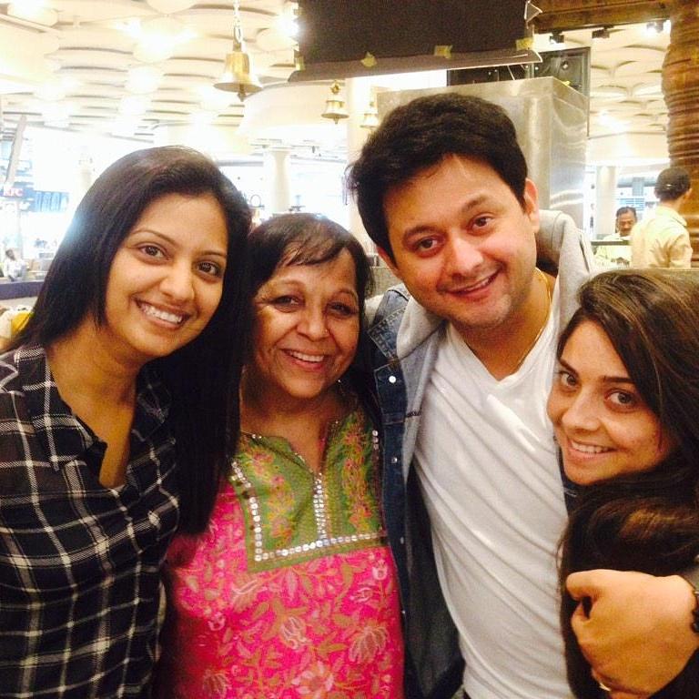 TejashrianWorld's tweet photo. Happy Birthday Superstar ❤🎂😘
@swwapniljoshi @TeamSwwapnil https://t.co/ov99yyNp16