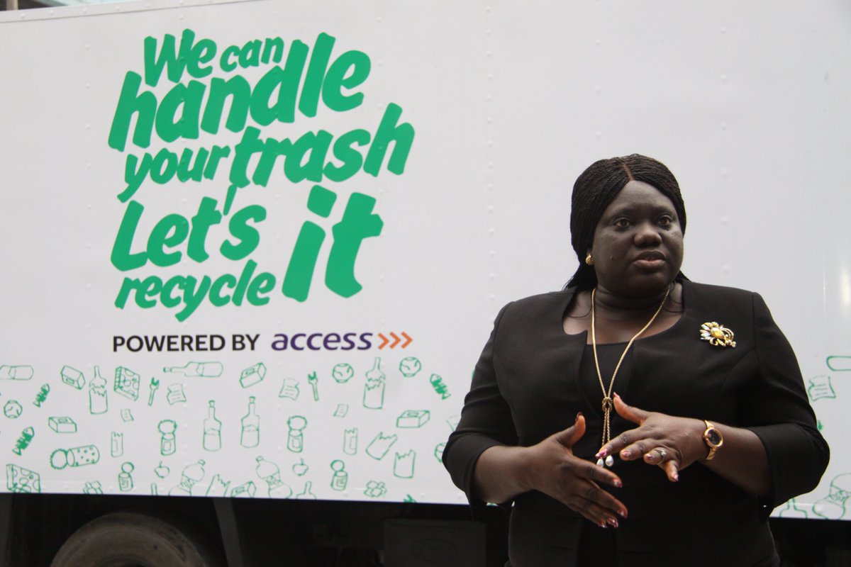 myaccessbank's tweet photo. We're all responsible for Earth's survival, so when next you come across this truck, endeavor to drop your recyclables. #RecycleNotBurn https://t.co/Ucupq7ZRWS