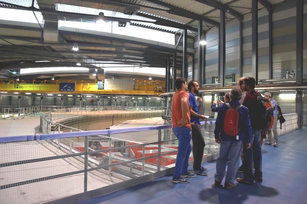 ALBAsynchrotron's tweet photo. Panoramic view of the #ALBAsynchrotron's Experimental Hall
#LLRF #workshop visits the #synchrotron
#RFsystem #SincrotrónALBA #SincrotróALBA https://t.co/UzRqHb6syo