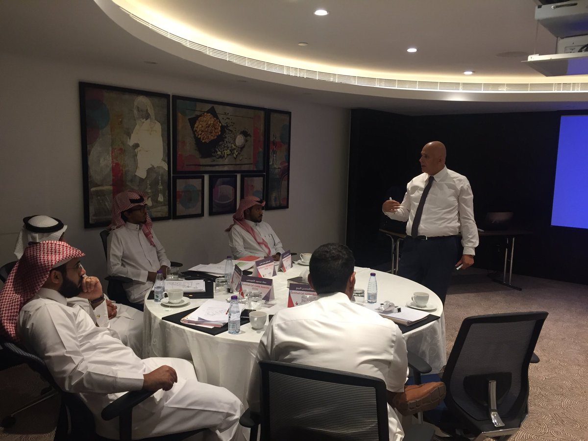 Qasem_SalesM's tweet photo. 🌝🌝دورة CCCA فندق موفمبيك الرياض https://t.co/RTsRTSM6tj
