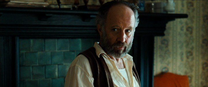 New happy birthday shot What movie is it? 5 min to answer! (5 points) [Arliss Howard, 63] 