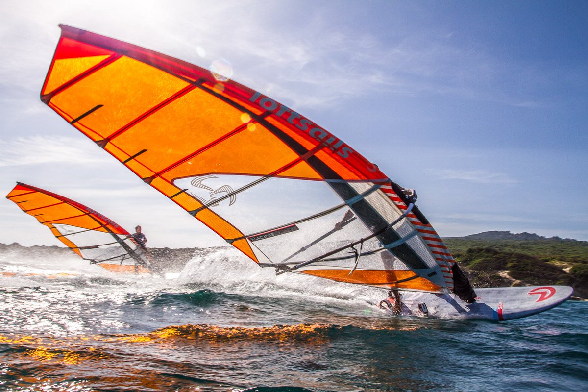 theloftsails's tweet photo. The much anticipated new #Loftsails2018 #Racingblade is here, and it is faster, yet easier to sail. Check it out ¡ https://t.co/caqN5WJvps https://t.co/ewO1kpQd0l