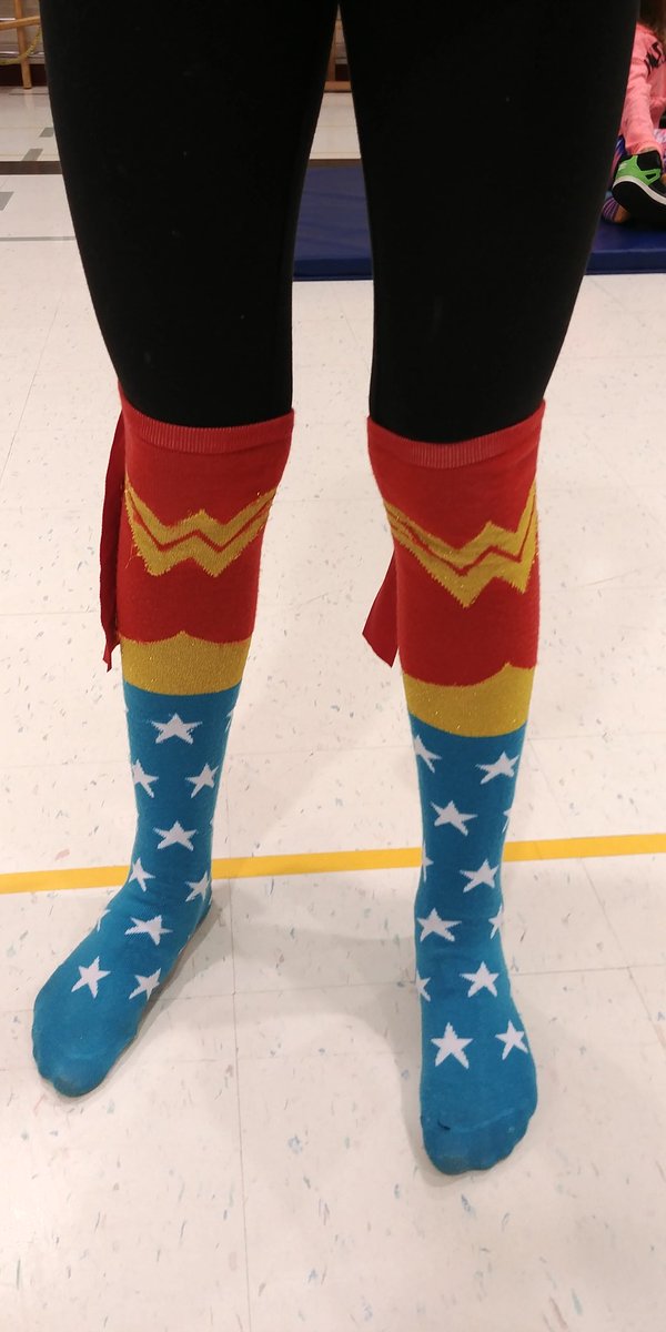mo_t_elem's tweet photo. Crazy sock day https://t.co/nVHUgOYFKp