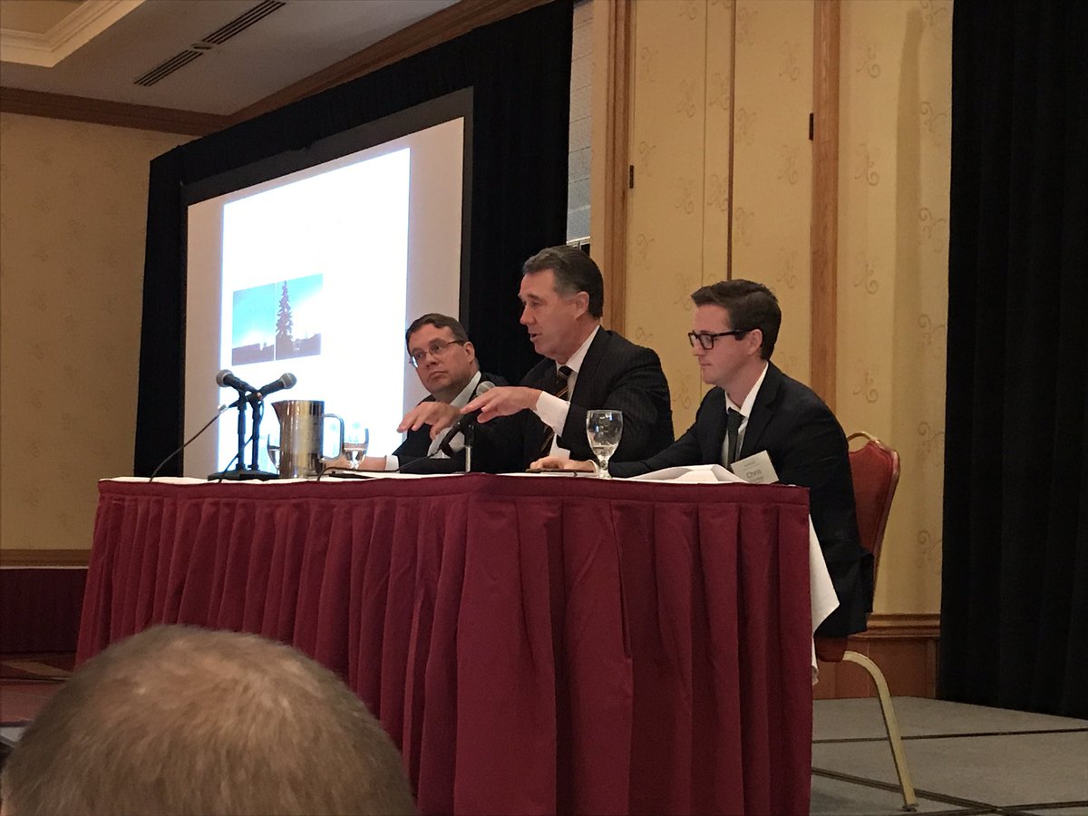 OhioEDA's tweet photo. #IceMiller bringing us up to speed on #broadband. No pun intended. Exceptional info and insight! #oeda2017 #oedasummit #ExpandYourKnowledge https://t.co/EruB3z6F8F