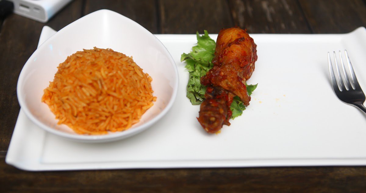 mirusevents's tweet photo. Jollof Rice why so yummy?
#GidiwithGoogle #GoogleNigeria #eventplanner #eventmanager #eventplannerinlagos #besteventplanner https://t.co/CMBlbfwt7I