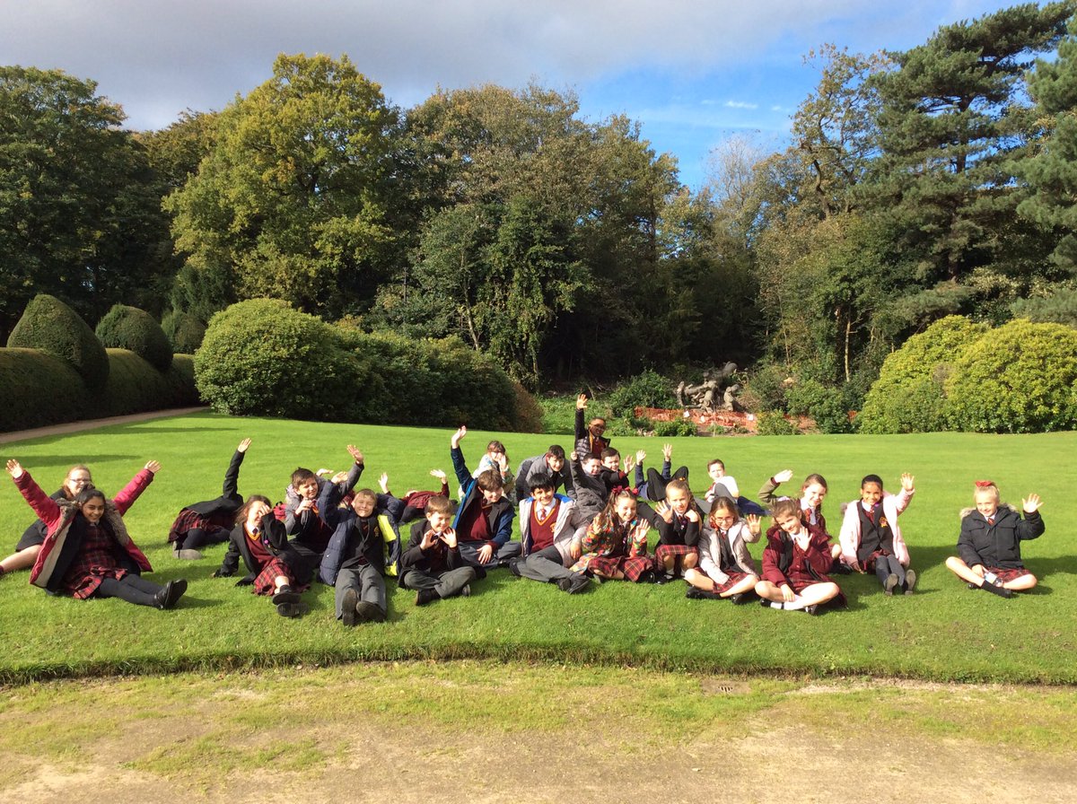 AnfieldRoadY5's tweet photo. We had a fantastic day at Speke Hall #Anfieldloveslearning #Provocation https://t.co/DTtBVJ6mZX