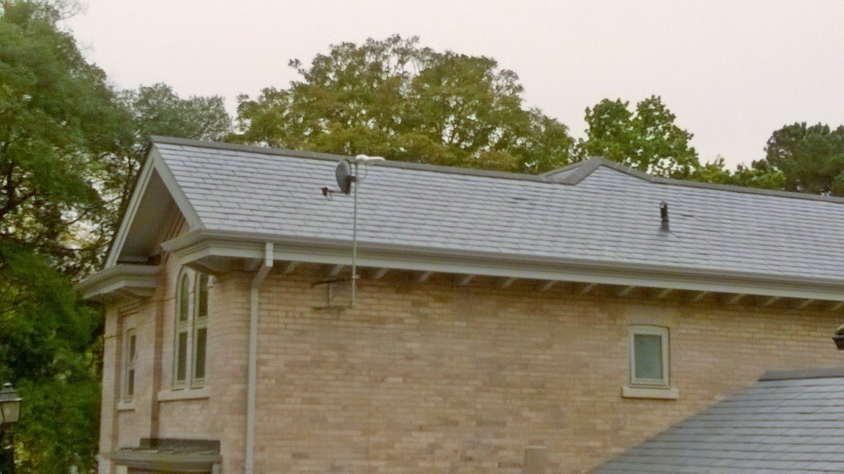 5A5DIGITAL's tweet photo. Digi Nova &amp; Sky Q install in area surrounded by trees https://t.co/owaIVHpcxQ