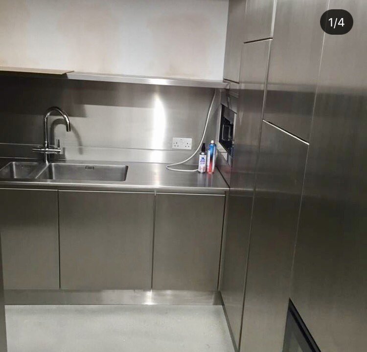 masterworx's tweet photo. Bespoke Kitchen laminated in Steel #kitchens #shiny #fresh #steel #bespoke #carpentry #joinery https://t.co/K3WbdAIRsc