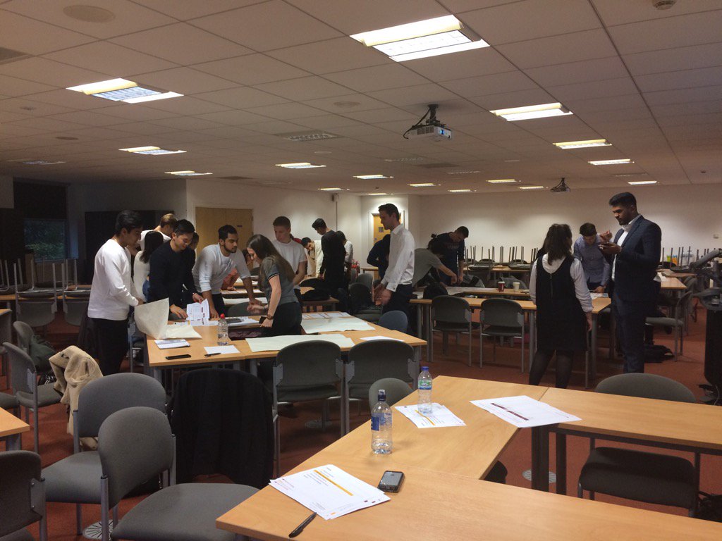 AnaOlaru25's tweet photo. Storyboarding time @unibirmingham Skills Session! #ccukconsultingcup #cdcuni #ccukgrads @Johnkitwong https://t.co/V5KlQTeLRS