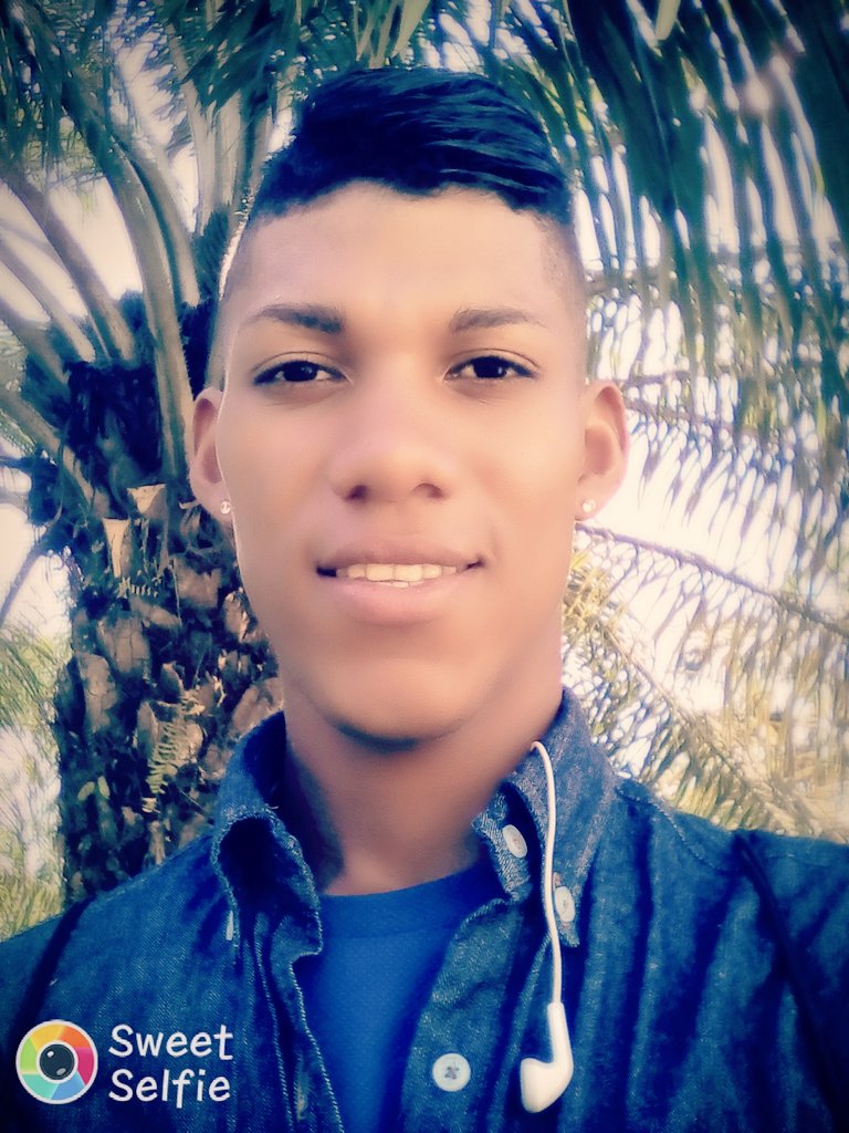 DeiviJSanchez7's tweet photo. #RELAJ https://t.co/OQzVCG6sfU https://t.co/tzTj9qhNdj