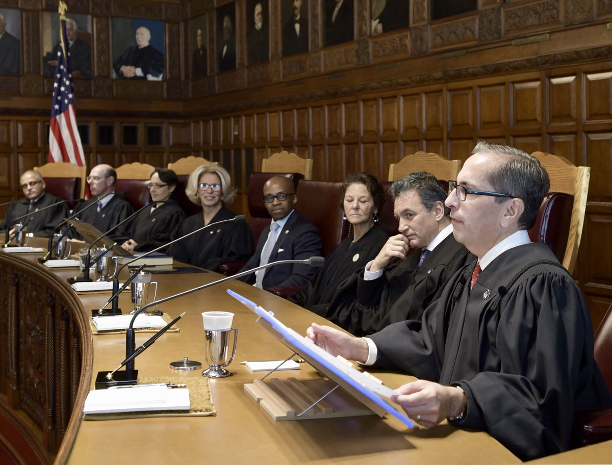 SKIPSCAM's tweet photo. Chief Judge DeFiore swears in The 113th Associate Judge of @COANYS Pau Feinman in Albany NY. #judge #court #nyscourt https://t.co/S0BlDqMjDE