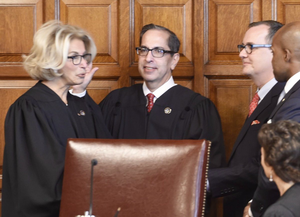 SKIPSCAM's tweet photo. Chief Judge DeFiore swears in The 113th Associate Judge of @COANYS Pau Feinman in Albany NY. #judge #court #nyscourt https://t.co/S0BlDqMjDE