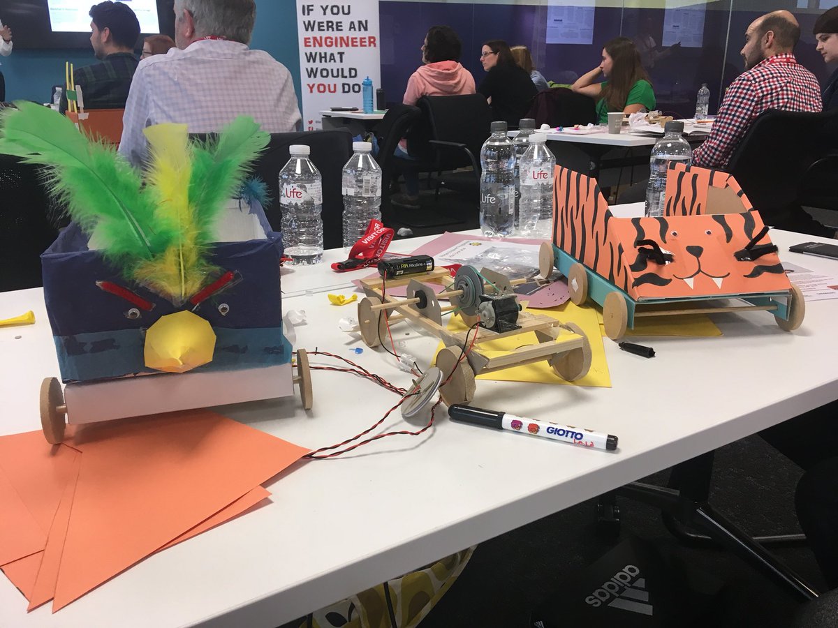 ThamesideSch's tweet photo. Mis Hagon and Miss Stevenson had a great day learning about engineering #alwayslearning #icttps #sciencetps @primaryengineer @thalesgroup https://t.co/fGUsPYok7a