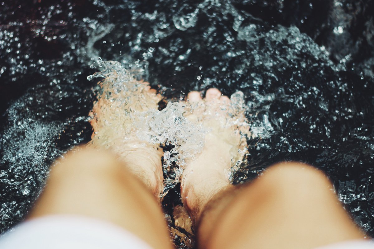 Float_House_LY's tweet photo. Have you floated before? Have you wanted to float? What's stopping you? We'd love to know in the comments below! https://t.co/nhOq9kyAtf