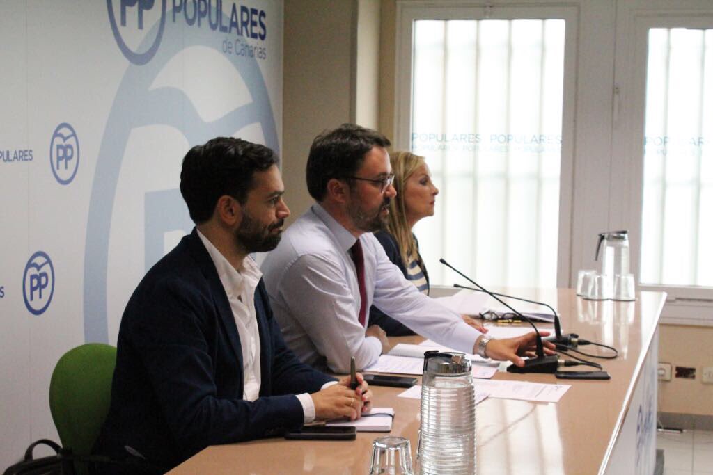 ppfuerteventura's tweet photo. Nuestra mirada y esfuerzos centrados en #Objetivo2019 #JDAPP https://t.co/iTUMZPZI66