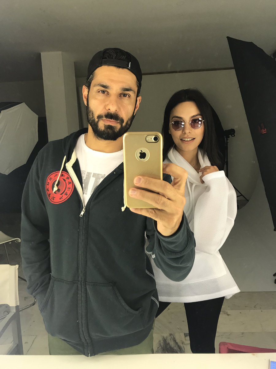 uusezer's tweet photo. #hazalfilizkuecuekkoese  #ugurutkusezer #backstage #photoshot https://t.co/JMV6uKivMO