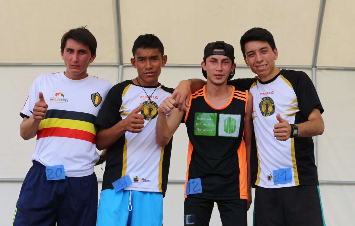 UISsedeMalaga's tweet photo. #SemanaUIS Nuestros estudiantes de la @SedeUISMalaga participaron en la prueba atlética “Hacemos por la UIS” con recorrido de 5 km. #SerUIS https://t.co/351tJ9hehg