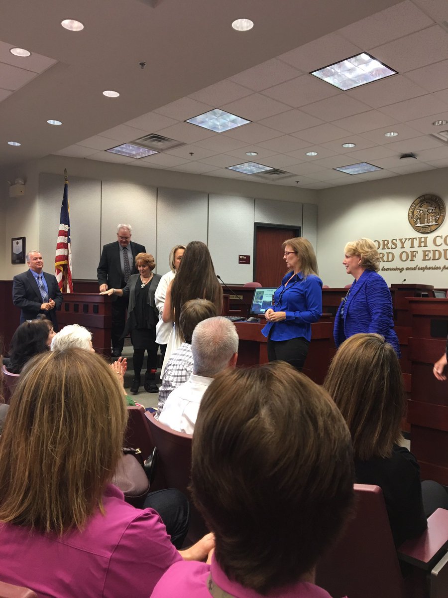 MrsAzbellFACS's tweet photo. Great experience being recognized at the Forsyth Board of Education! Go Lambert FCCLA!! 🤘🏻@LambertHS   @FCCollegeCareer  @lambert_fccla https://t.co/gWw11GWqh0