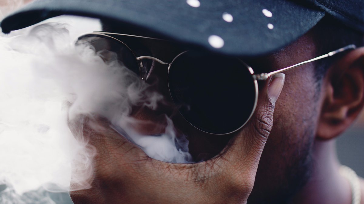 P_Vaper's tweet photo. Vape with us , pvaper style 

#pvaper #Vape #vaping #Vapeporn https://t.co/ON01dikWFD