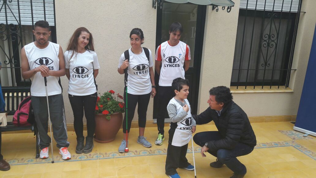 gustavoposse's tweet photo. Felicitaciones a los chicos de los #Lynces por haber participado en #BoulogneCorre 2017. Son un gran ejemplo para todos. https://t.co/PfBMdiqPU4