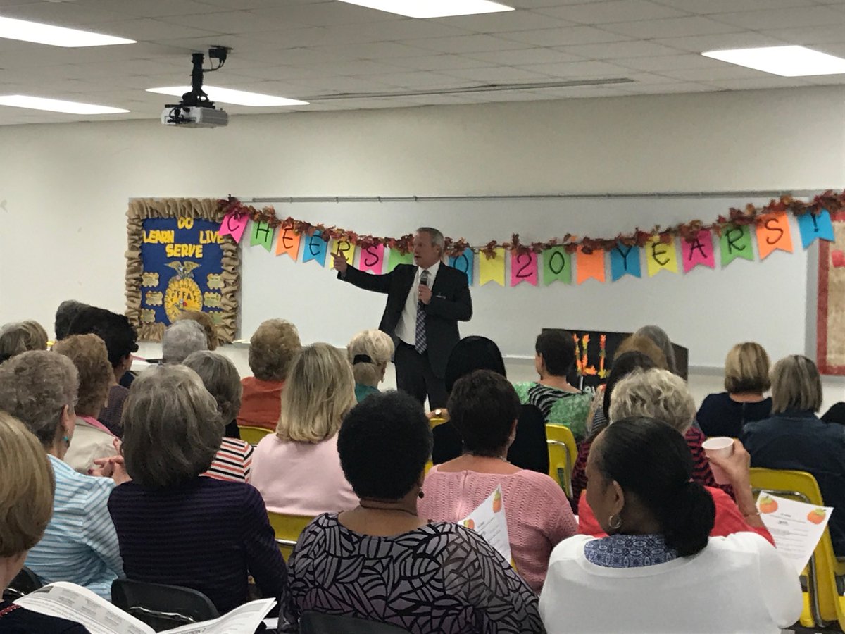 ROCtheVOTE's tweet photo. @CyFairDon meeting with CFISD retired teachers. “You are the foundation of our district” ❤️ #TrustedLeadership #ProvenSuccess #VoteROC https://t.co/PfAeMqDFUE