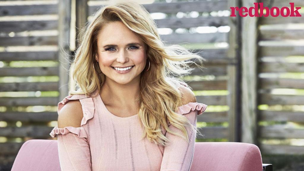 etnow's tweet photo. Miranda Lambert says there are "3 M's" of importance in her life -- and men are not included. https://t.co/HwHwKMhUxh https://t.co/iMKzua3TCr