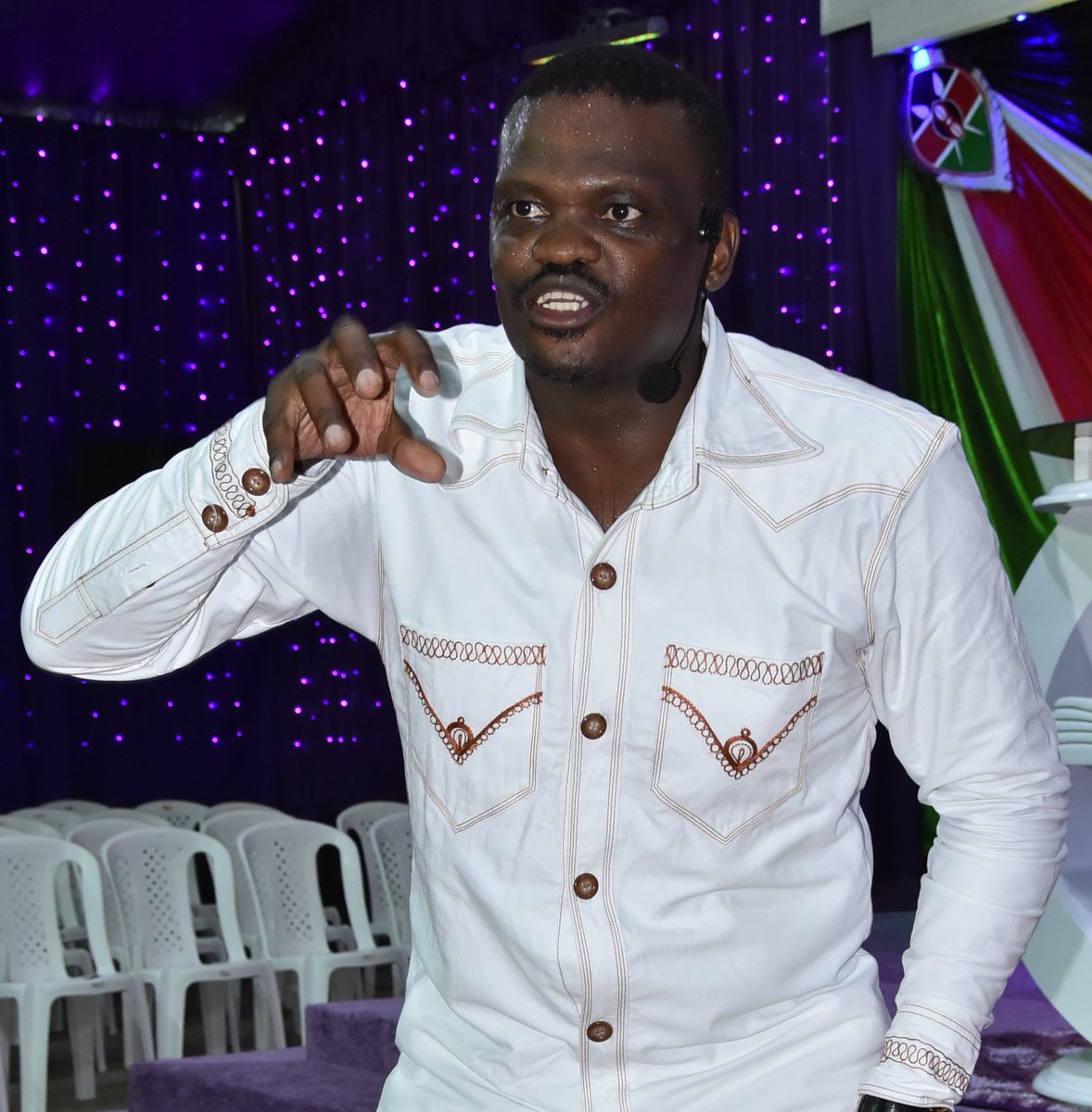 JccThikaRd's tweet photo. God manifests himself through us So that we can be witnesses that He is God 
Isaiah 43:10
#ManifestedGloryConference https://t.co/X8GH7wGS9v