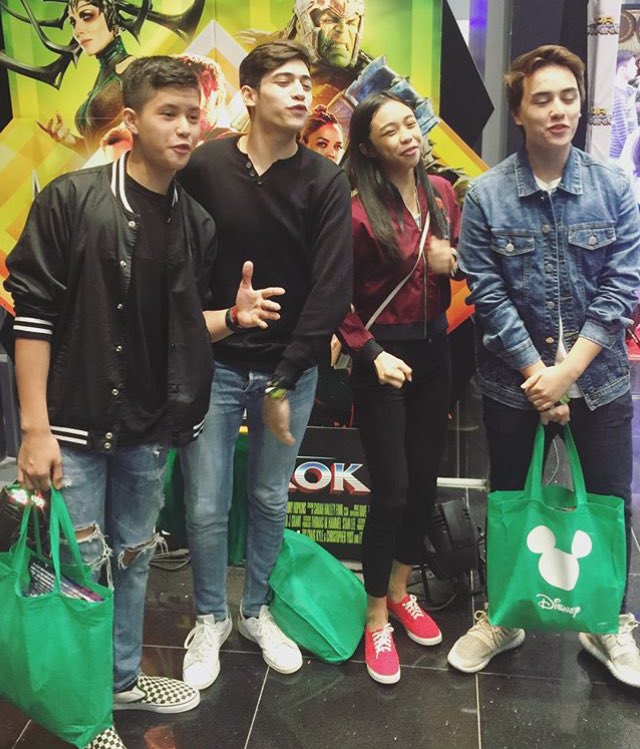 UglyFatttt's tweet photo. One of the boys! @maymayentrata07 
Ang kyuutttt nila! @Barber_Edward_ @itsmeMarcoG 

From Kyle Echarri Ig post

MAYWARDinTaiwan SOON https://t.co/YhSUHFKqWB