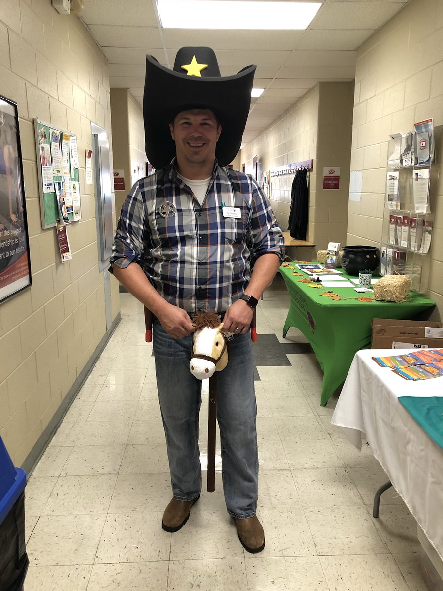 fountainsgoded's tweet photo. Health Fair Hoedown 2017! #FroniterCulture https://t.co/syZrcmauHC