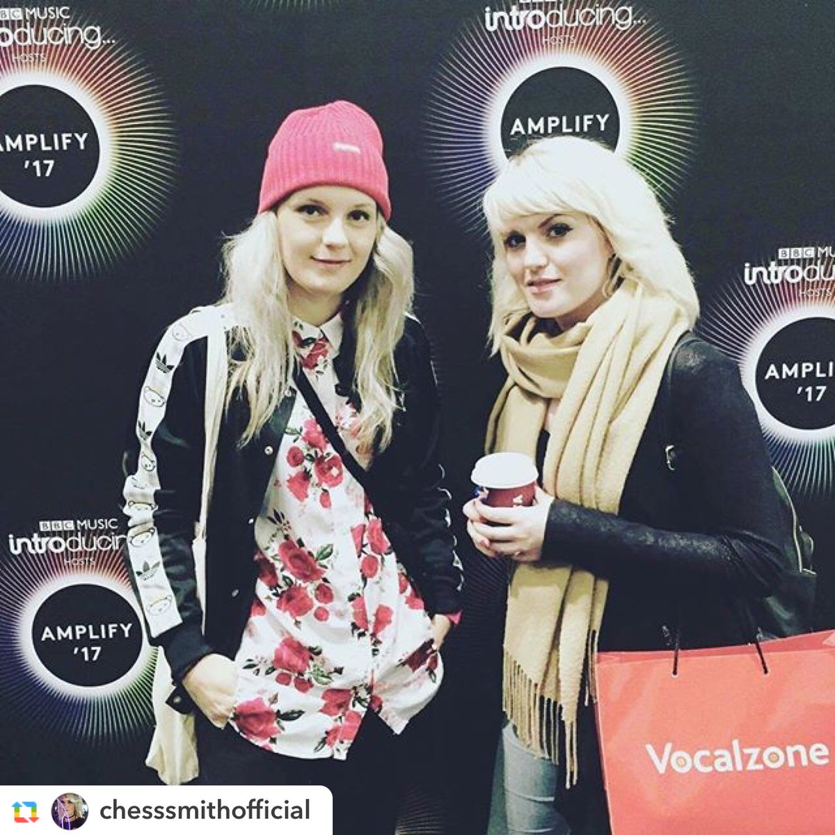 Vocalzone_TR's tweet photo. #amplify17 #bbc #bbcintroducing #femalerockband #rockband #rock #music #london #excel #saturday #femalefronted #femalesinger #vocalist https://t.co/JjUXgA2PYQ