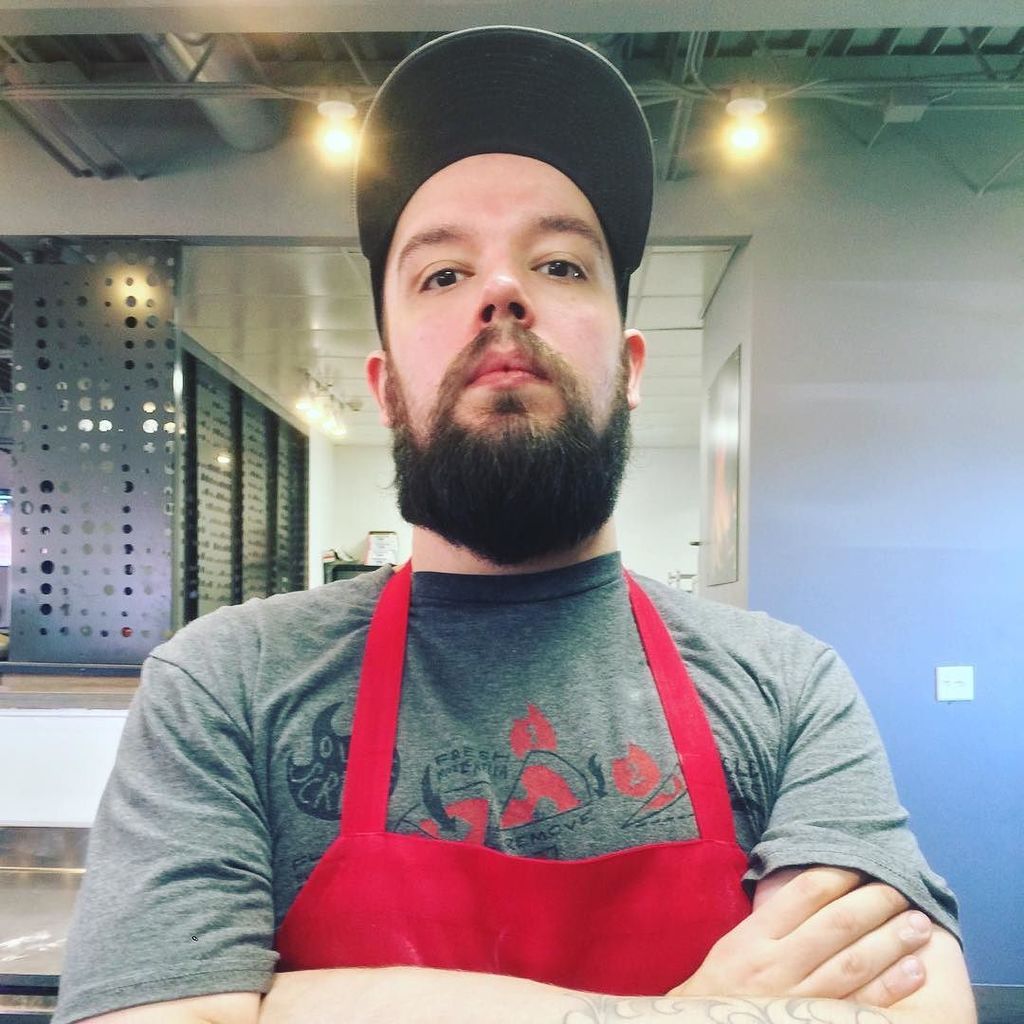 PIZZA GOD. TREMBLE, DAYTON. TREMBLE.... #pizzagod #dayton #dyt #gemcity #oldscratchpizza ift.tt/2zAkVAO