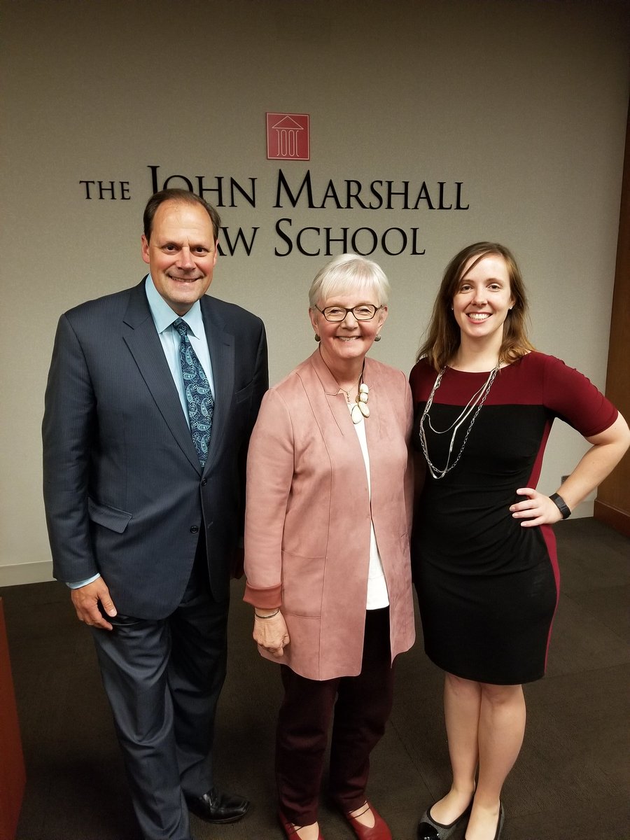 markewojcik's tweet photo. Ill. Supreme Court Justice Mary Jane Theis spoke yesterday to the JMLS Student Chapter of Scribes @JMLSChicago  @LS_at_JMLS @legalscribes https://t.co/cJxakyg2Gq