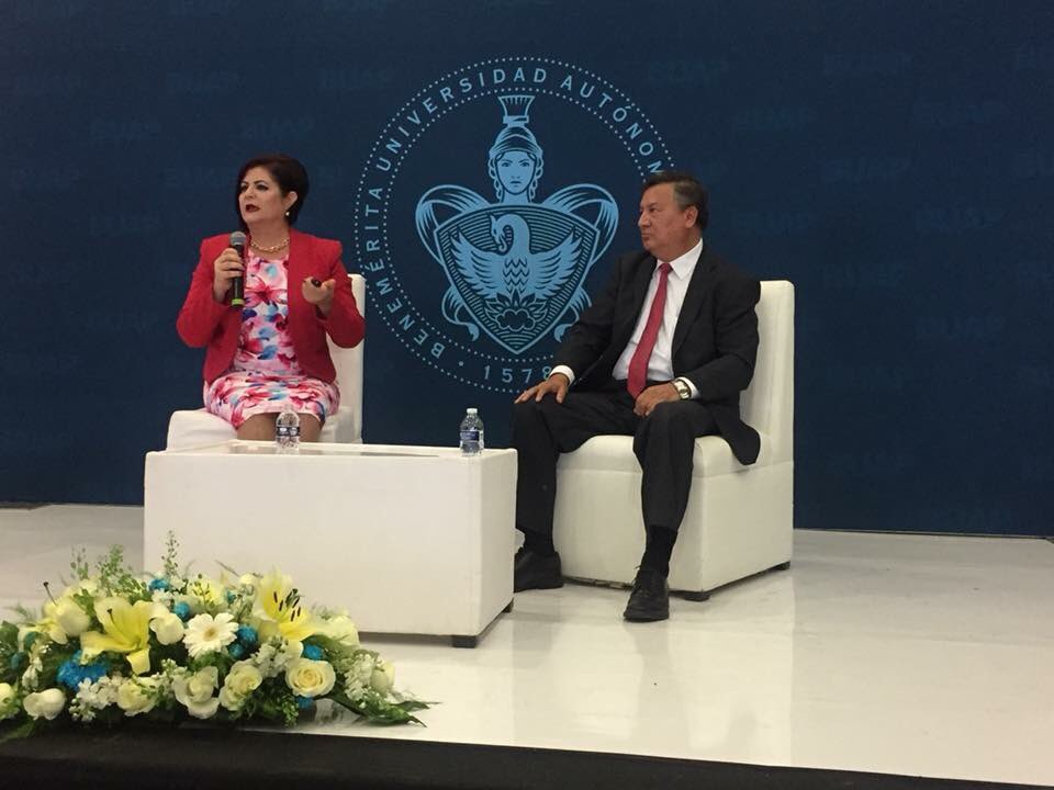 OIC_UACAM's tweet photo. Prácticas de #Transparencia y #RendicióndeCuentas en @UABC_Mx reconocida por @INAImexico como el 1er #SujetoObligado en cumplir con la #PNT https://t.co/kP6fuW4ws0