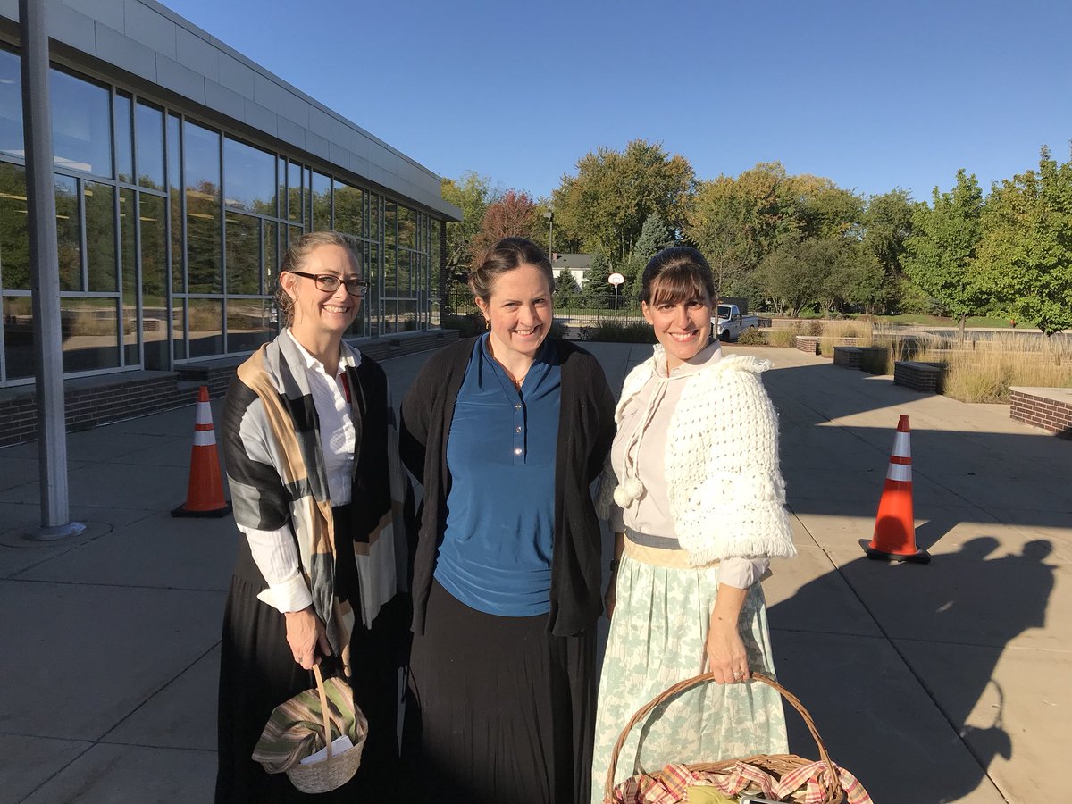 Thankful for all the parents who go the extra mile to chaperone field trips!  (Even when it includes dressing “Old School”!)