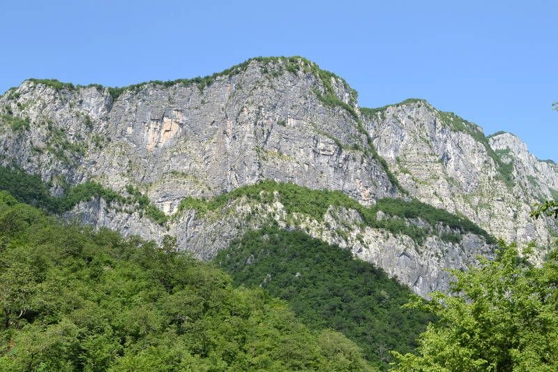 meanderbug's tweet photo. Mrtvica Canyon - one-of-a-kind #Hiking Adventure in #Montenegro https://t.co/mJRHHF5VlK #famout #adventure https://t.co/KoLA4wVNsE