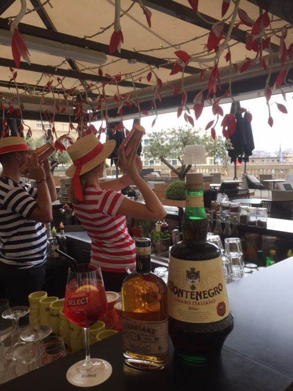 ICMarseille's tweet photo. LAST REMINDER - Ça y est, la Terrace Closing Party du #Capian, c'est demain ! Nous shakons d'impatience ! A domani ! https://t.co/Oy3HPhS2w2 https://t.co/iA7XLuQWv6