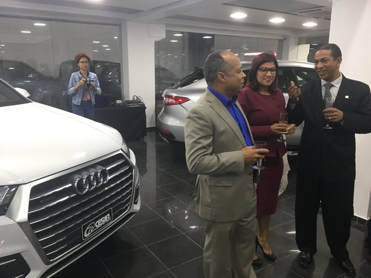 BanreservasRD's tweet photo. Este fin de semana podrás elegir en cuál de los 600 vehículos que tiene #CesarMotors te irás montado, ¿qué esperas? #ExpoMóvilBR https://t.co/70PeYzdy7g