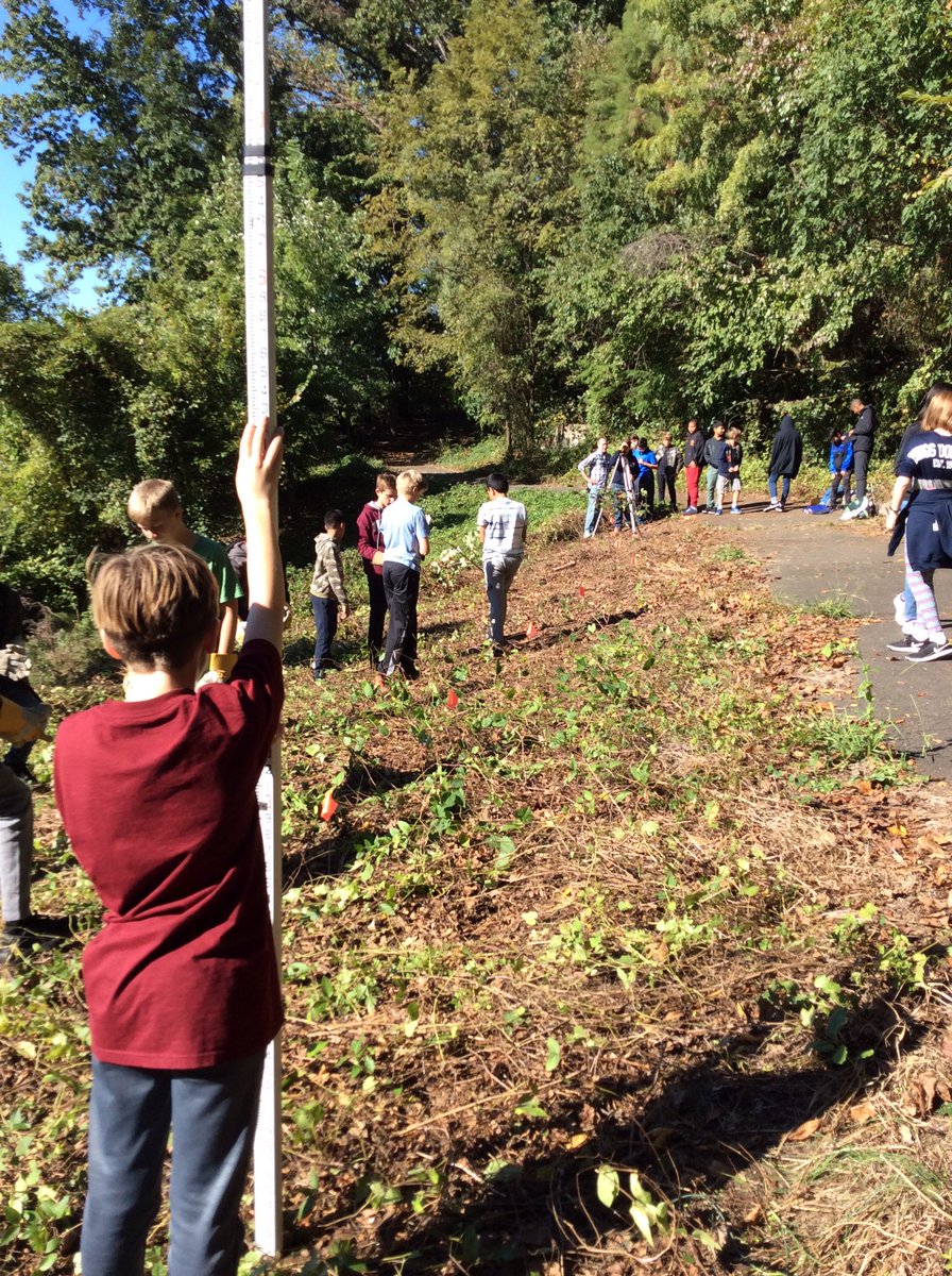 GunstonDandE's tweet photo. Gunston Tech Ed students prep for Gunston Permaculture Gardens. Learn to mark level swales using transit level. #GunstonPRIDE #APS_STEM https://t.co/NU3xFbbXKs
