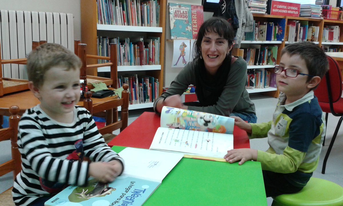 biblimendavia's tweet photo. @observalibro #EstoyenlaBiblio 
Biblioteca Publica de Mendavia @biblimendavia https://t.co/hHbHBgAqQT