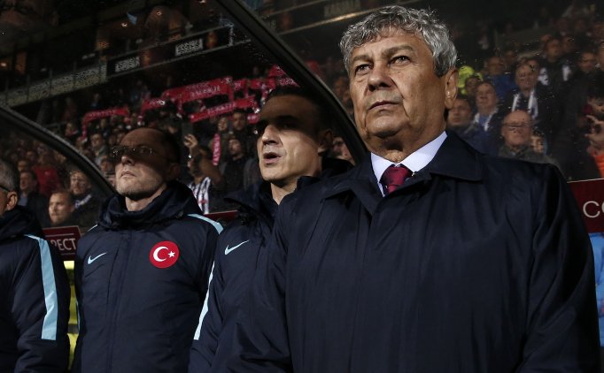 🗯 Mircea Lucescu: ''Türkiye ligindeki en büyük problem, yabancı istilası. Türk oyuncuların önü tıkanıyor. Birçoğu kayboluyor. Türkiye'de olağanüstü bir genç potansiyeli var. Şu anki durum çok üzücü...'' ➤ bit.ly/2yy6XB2
