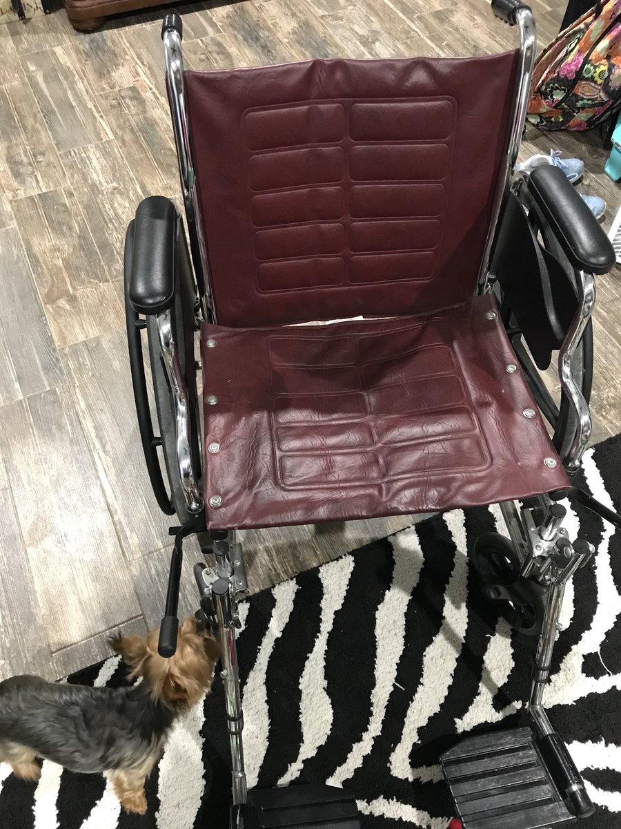 __kmart___'s tweet photo. Hello Wheelchair, me and you are fixing to become really good friends ๐๐ #surgerycountdown https://t.co/pPgGkOipNZ