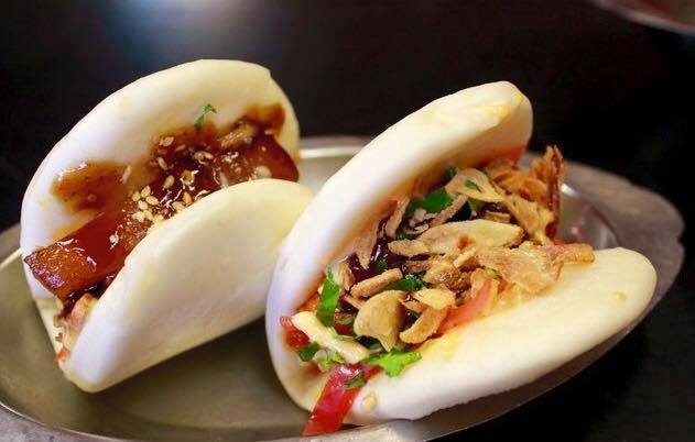 Mixing &amp; matching baos is a wise choice for indecisive people out there. 

Our Central &amp; Harvard baos make a great pair!
#cambMA #CentralSQ