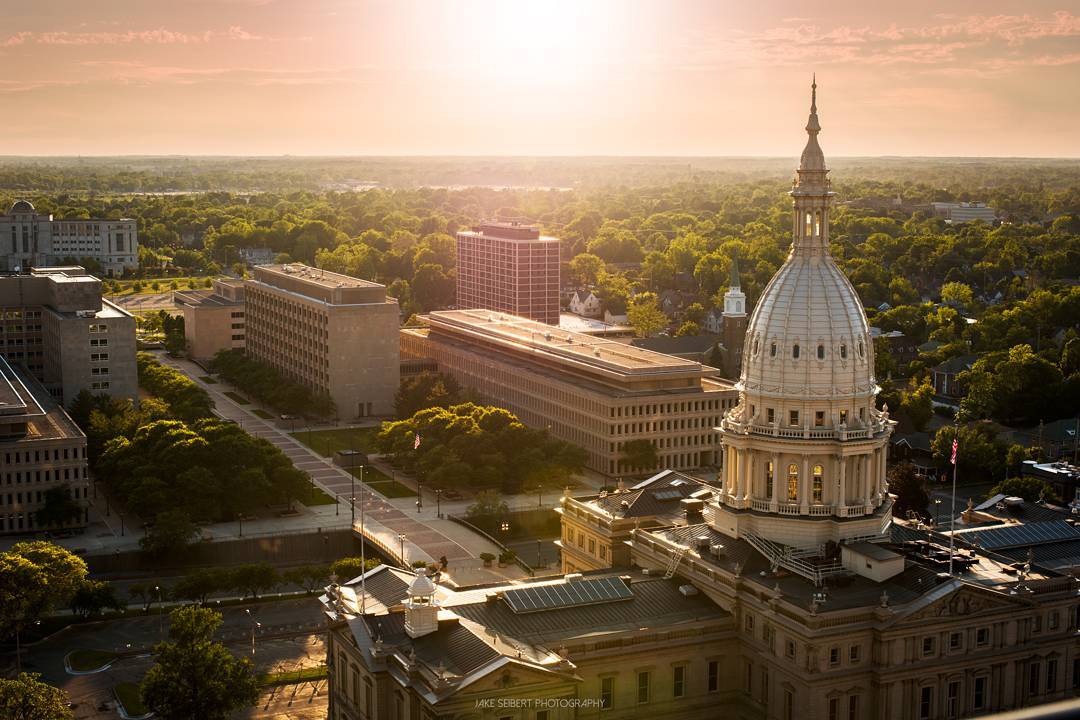 PureMichigan's tweet photo. Do you have lunch plans tomorrow? Join us at 12p for our monthly #PureMichiganChat, when we'll be talking all things Michigan Downtowns! 🌆 https://t.co/url7kMBLY8