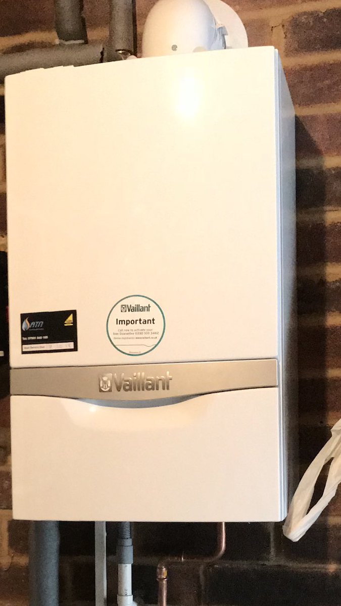 AtnPlumb's tweet photo. That’s number 10 and another happy customer. Thanks for the dollar @vaillantuk my mrs will spend it wisely 😉.. #advance https://t.co/ukkjHI89Pq