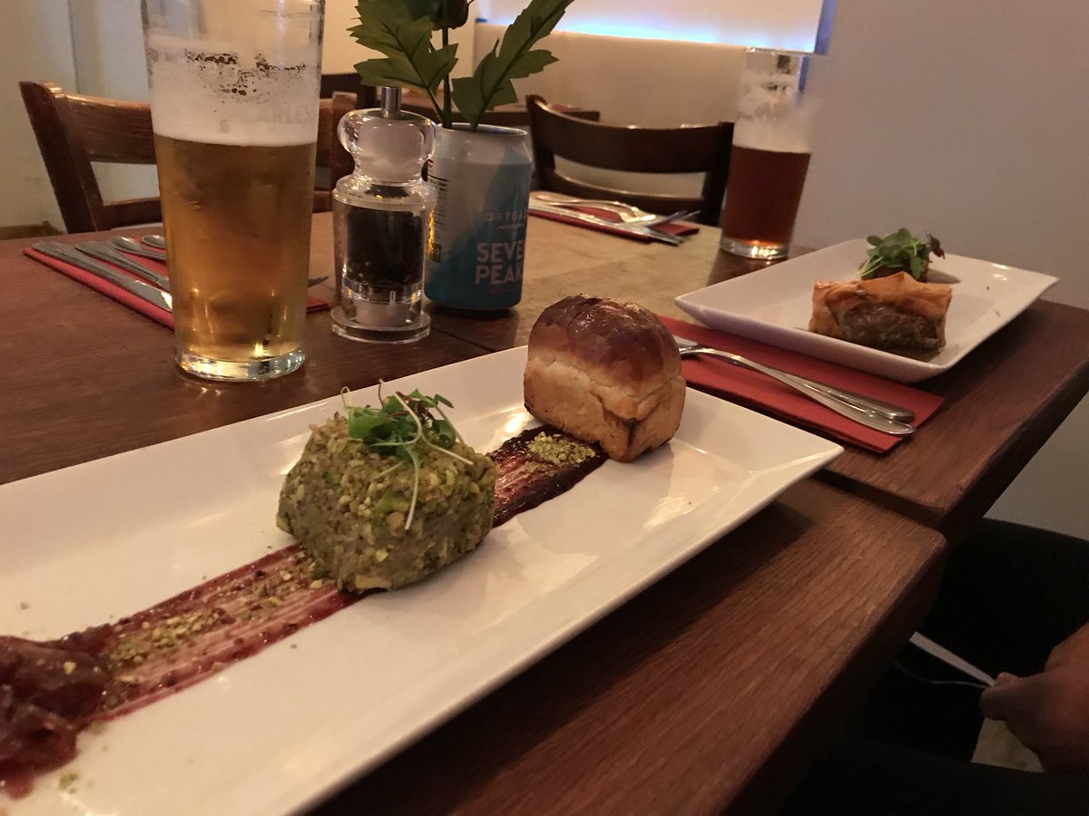 FionaMontgomer1's tweet photo. @MiniGrillBathSt Lovely pre-gig dinner. Mmmmm https://t.co/xGB4bv0QYM