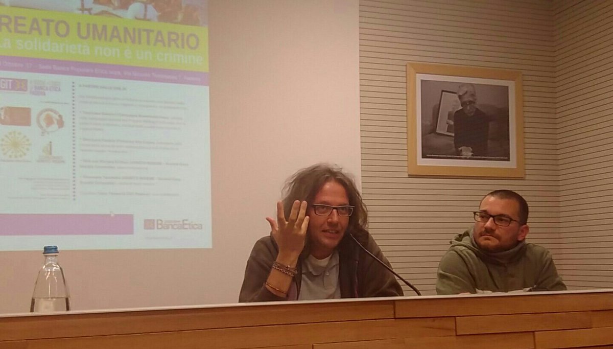 GITPadovaBE's tweet photo. #ReatoUmanitario: Don @LucaFavarin di @PercorsoVita racconta le esperienze di #accoglienza a #Padova e il recente viaggio "A casa loro..." https://t.co/4REtqW3jVh