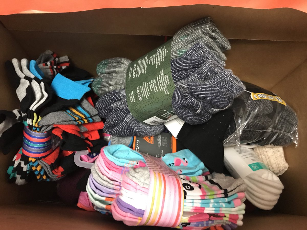 Mrs_Panycia's tweet photo. It’s #socktober in #Room307 🎃
#boxofsocks
@WAMSBTSD
@BTEAOnline
#happysocktober
@iamkidpresident
#AnninPride
👞👟👠👡👢👣no socks emoji??!! https://t.co/rpTiaE6kaj