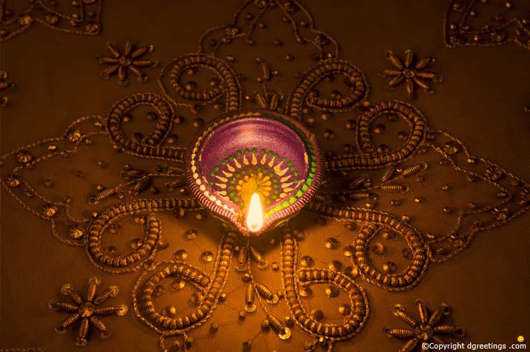 Shubh #Diwali to all who begin celebrating the Festival of Lignts today!